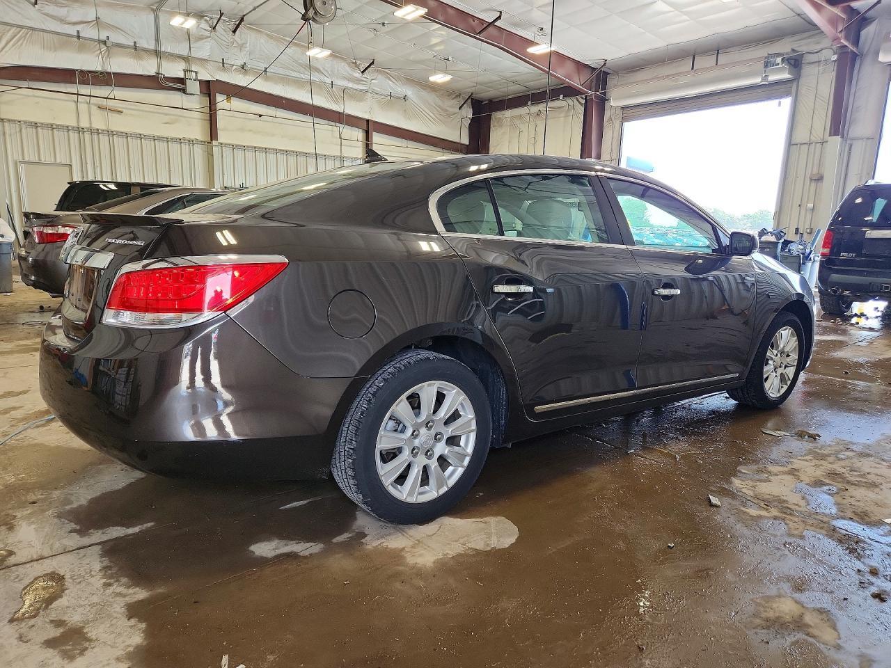 2013 Buick Lacrosse - Фото 3