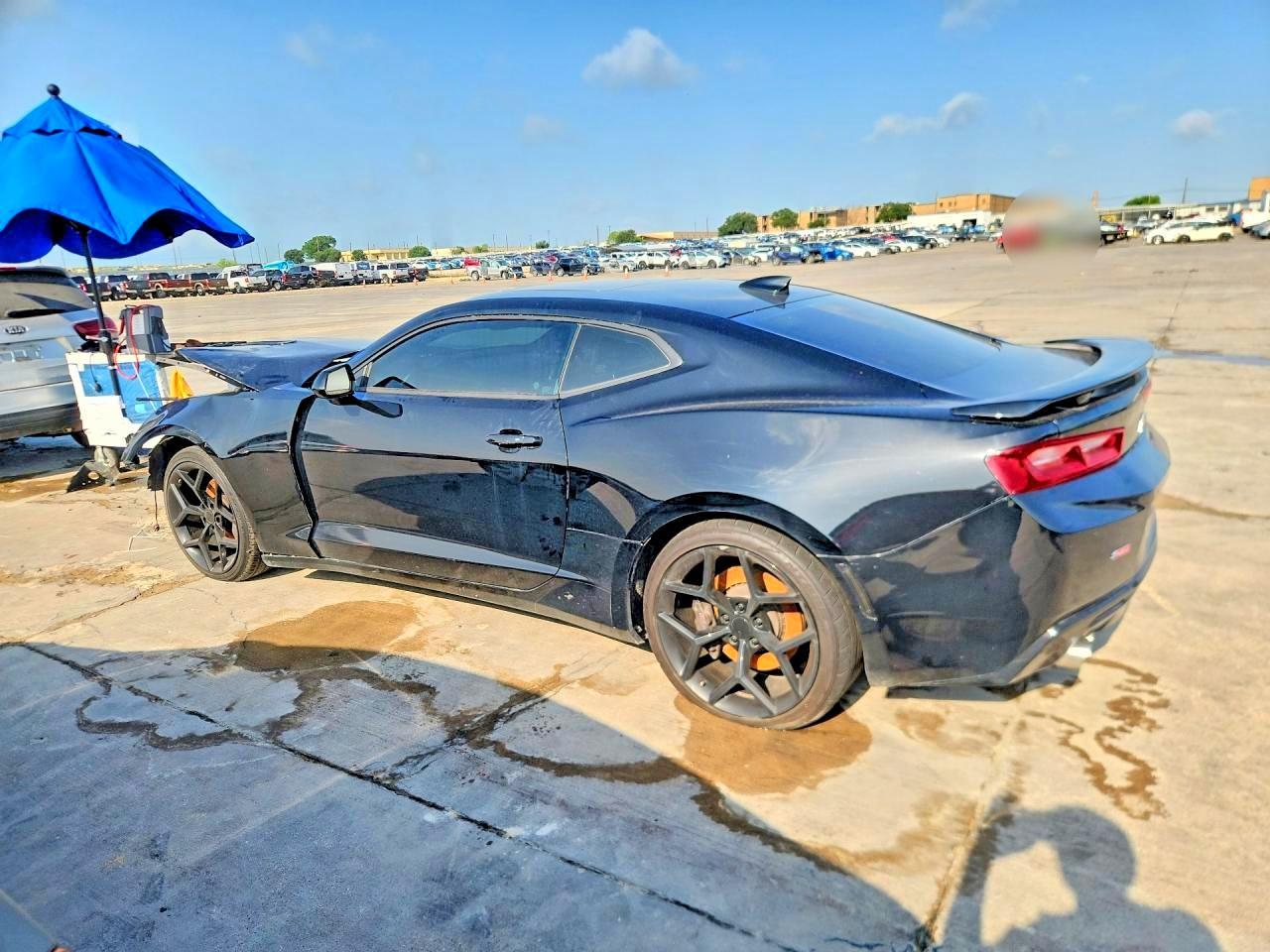 2017 Chevrolet Camaro Ss - Image 2