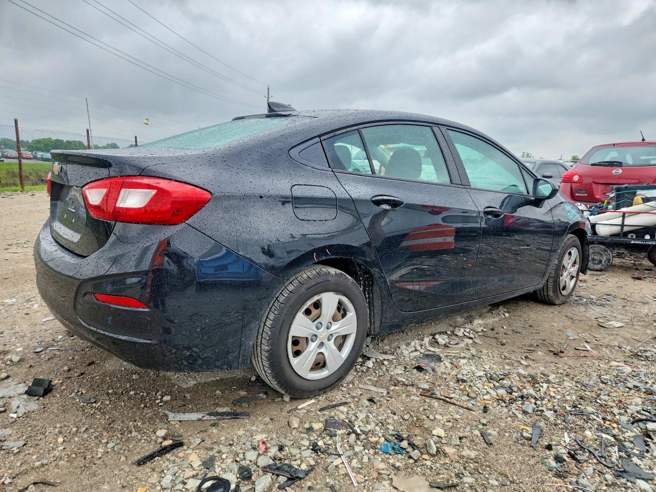 2017 Chevrolet Cruze Ls - Фото 3