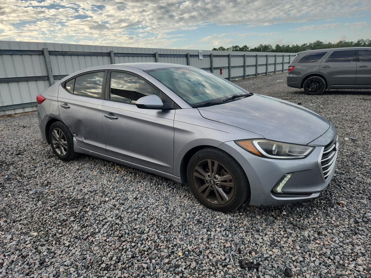 2017 Hyundai Elantra Se - Image 4