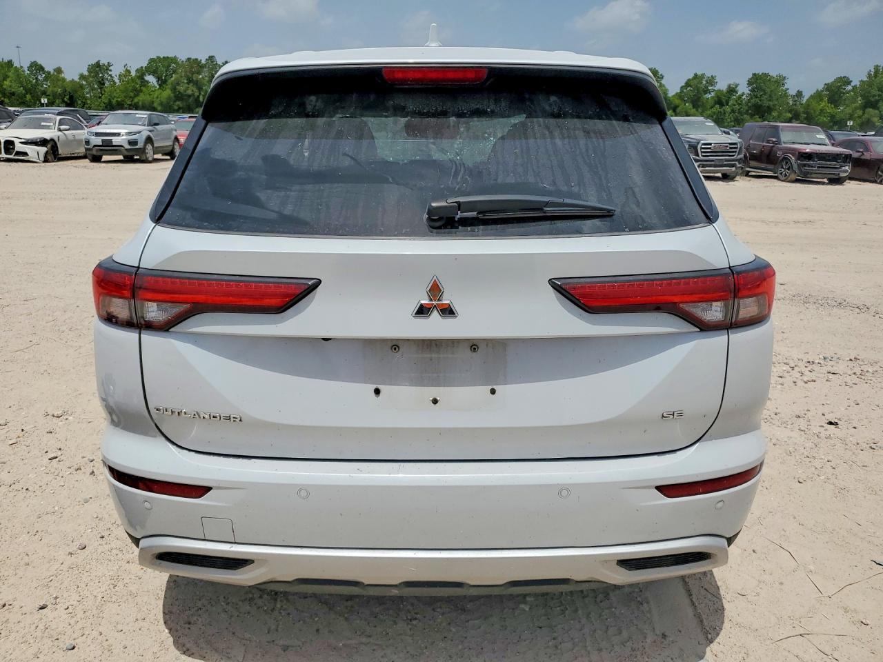 2024 Mitsubishi Outlander Se - Фото 6