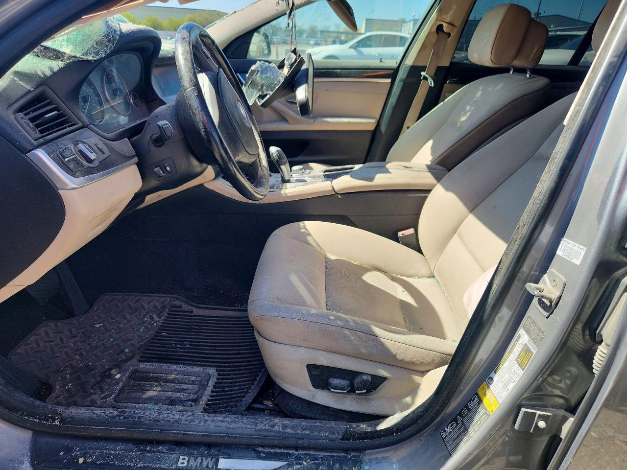 2011 BMW 535 Xi - Image 7