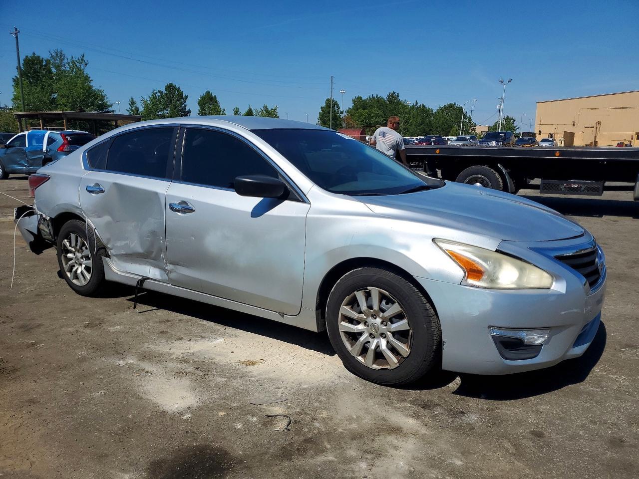 2014 Nissan Altima 2.5 S - Фото 4