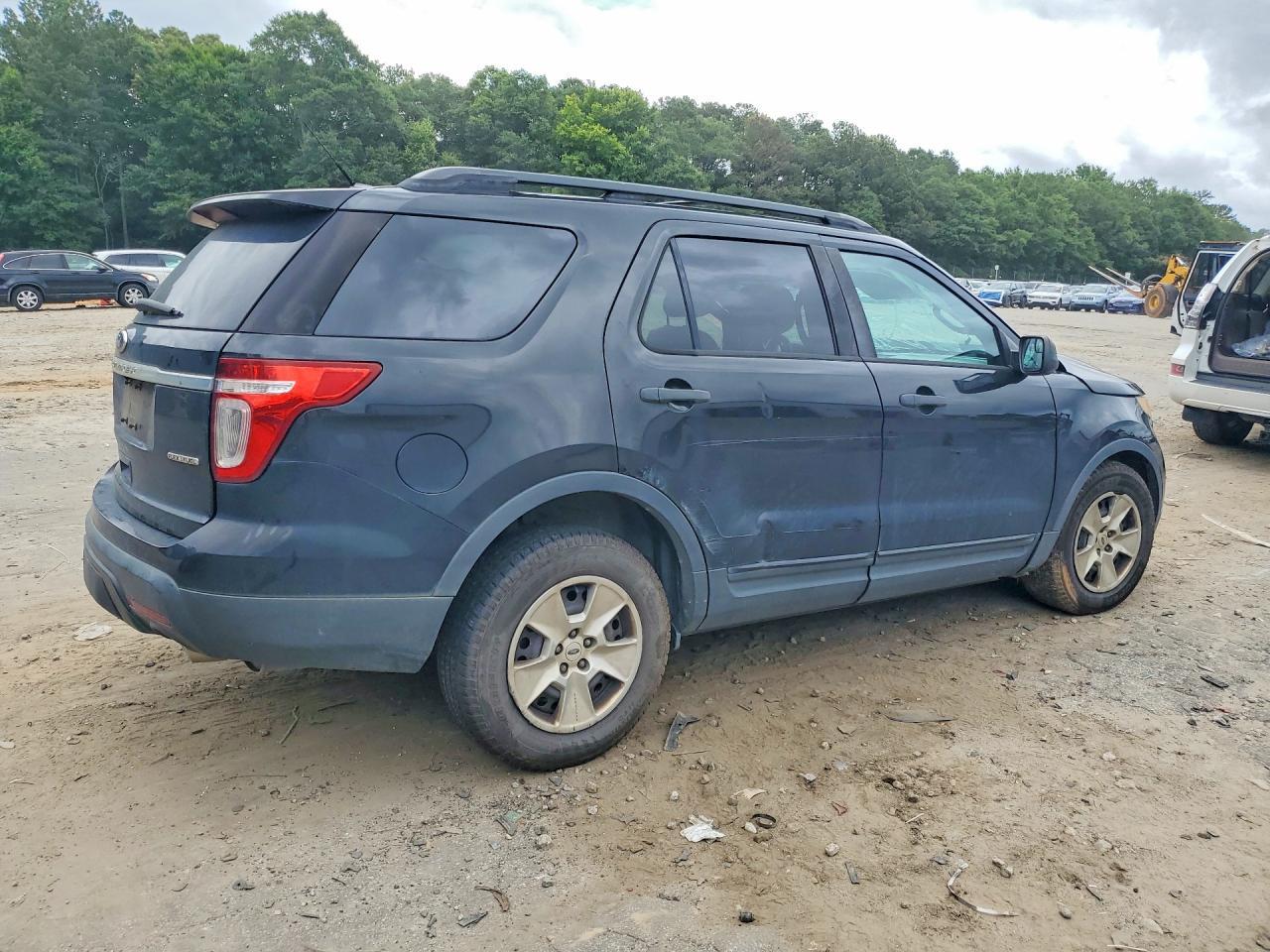 2014 Ford Explorer - Image 3