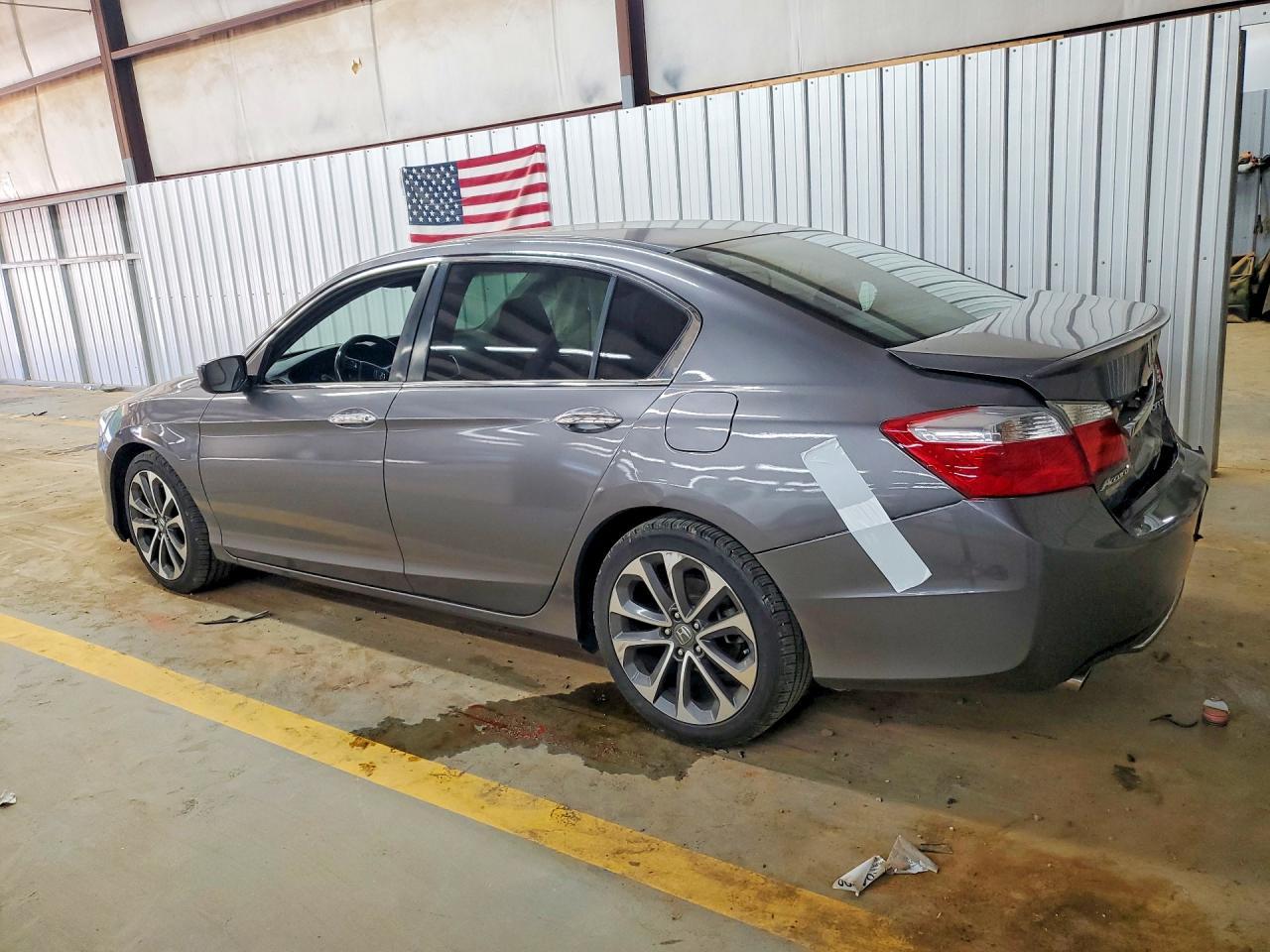 2013 Honda Accord Sport - Image 2