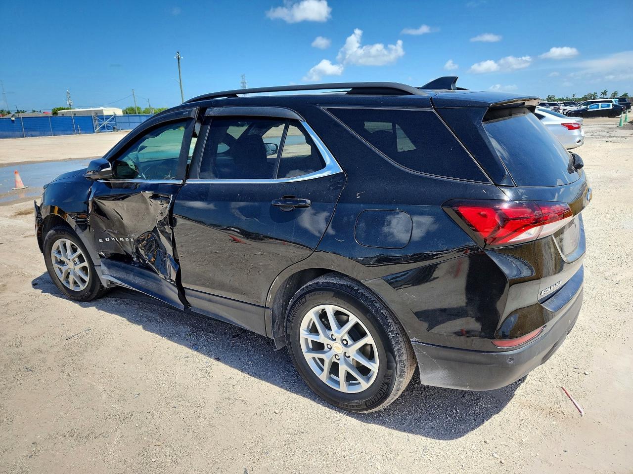 2022 Chevrolet Equinox Lt - Фото 2