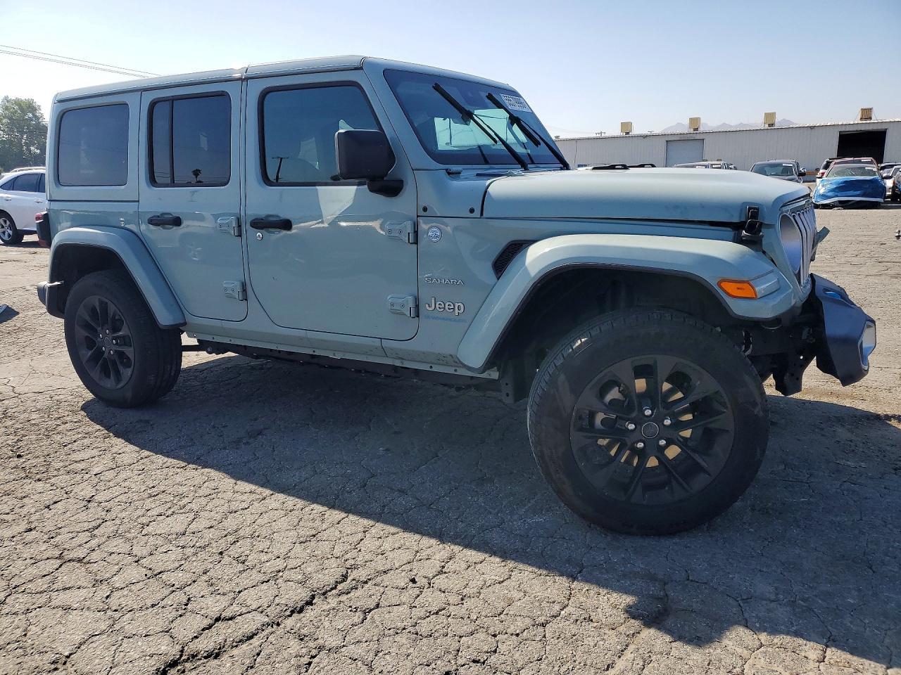 2024 Jeep Wrangler Sahara 4Xe - Фото 4