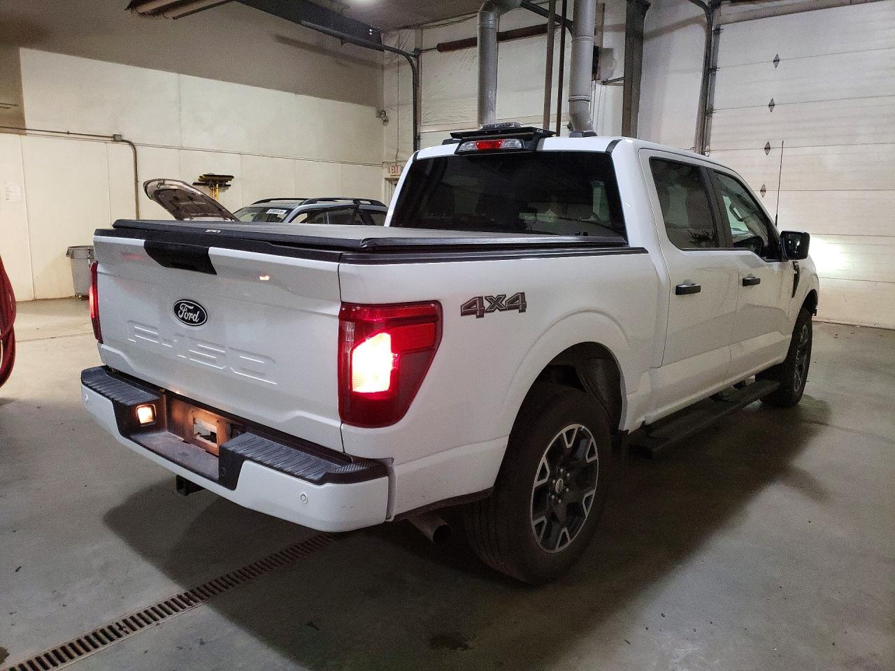 2024 Ford F150 Stx - Фото 3