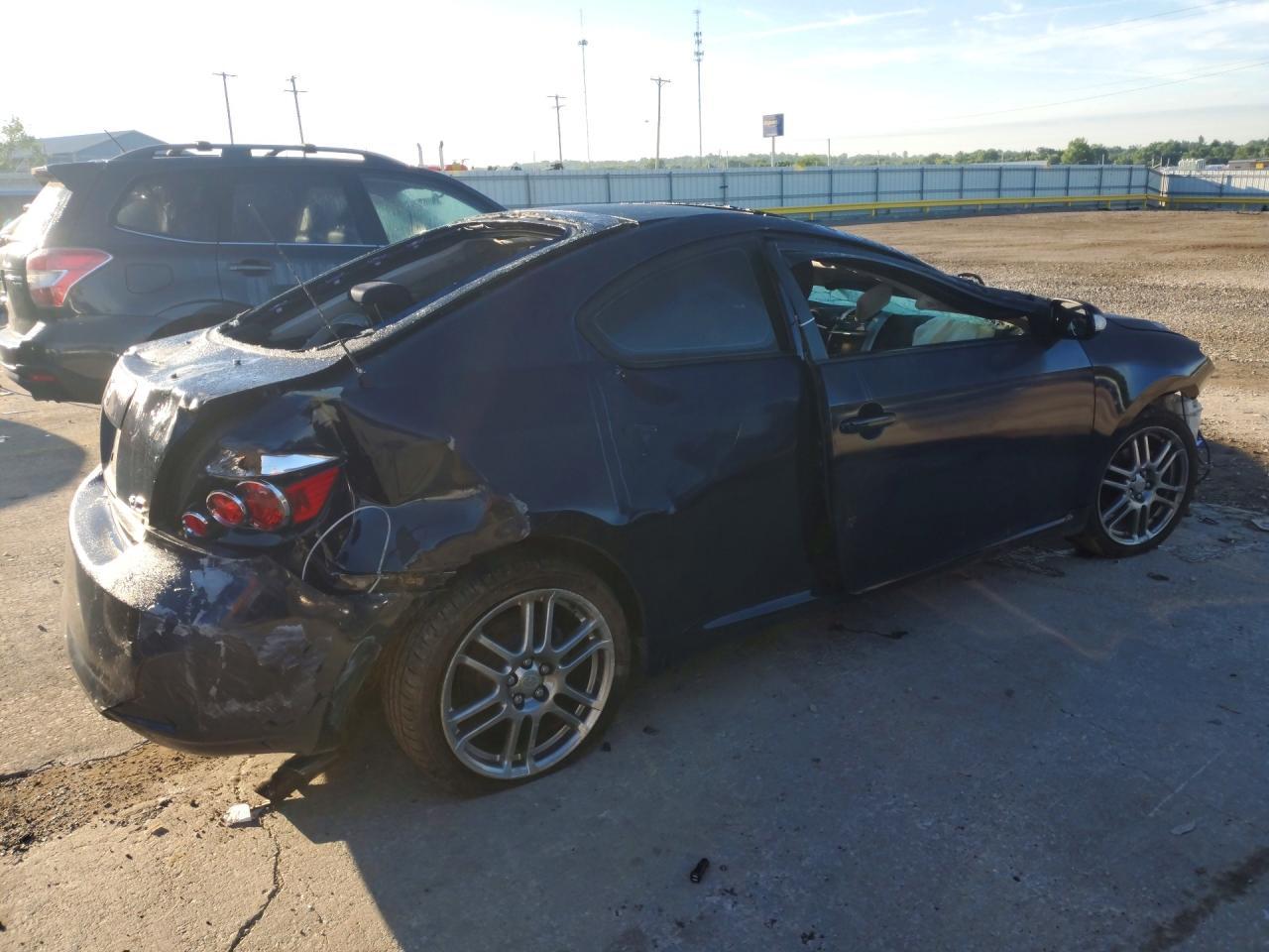 2010 Scion Tc Base - Фото 3