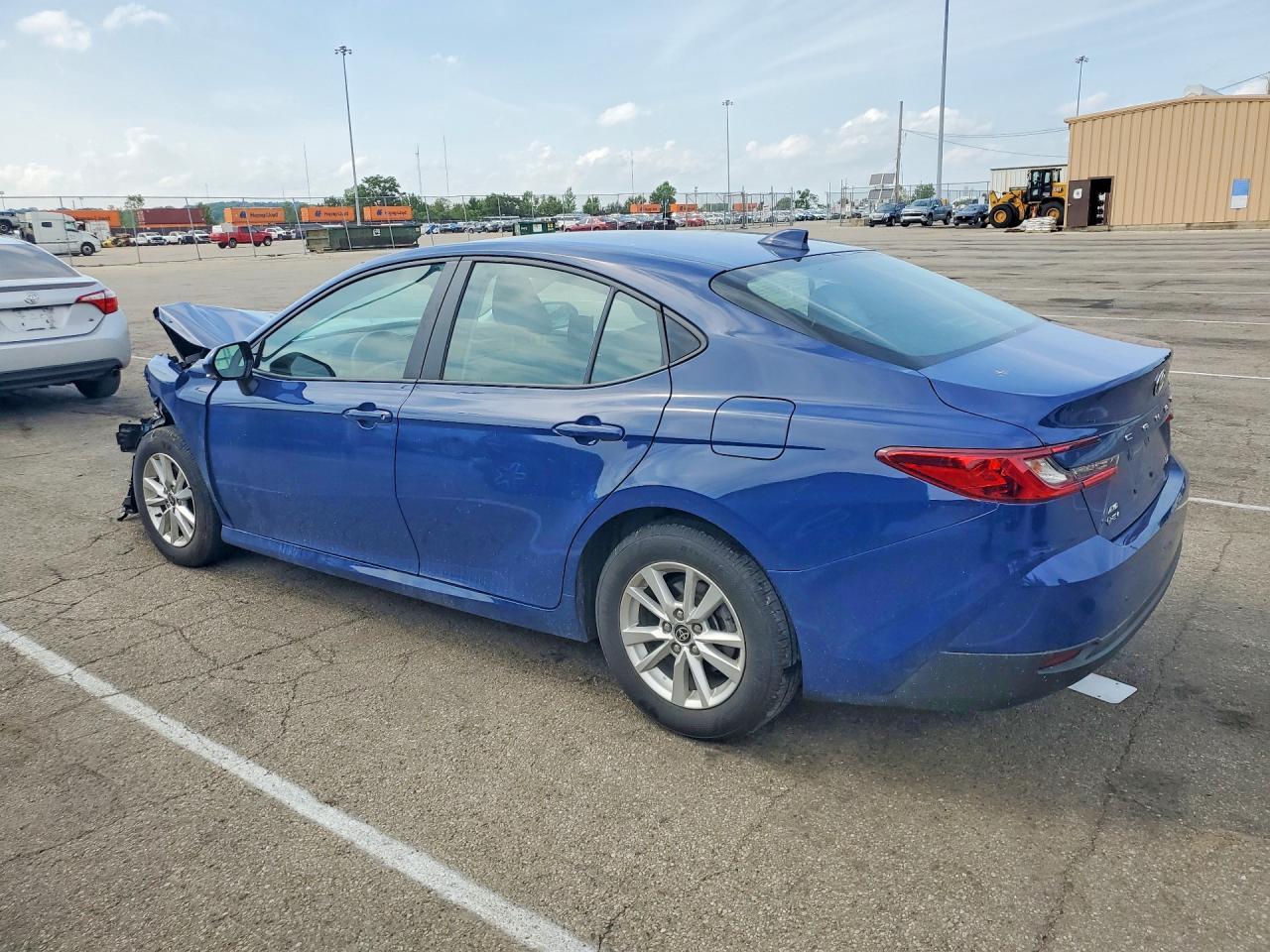 2025 Toyota Camry Le - Image 2