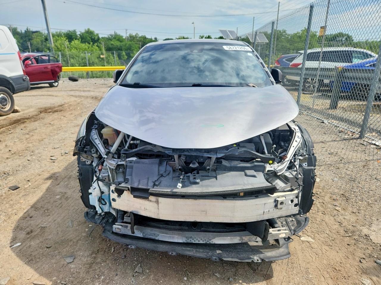 2019 Toyota C-Hr Limited - Image 5