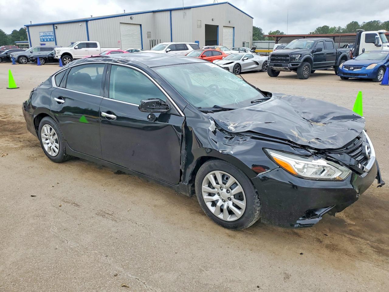 2016 Nissan Altima 2.5 S - Фото 4