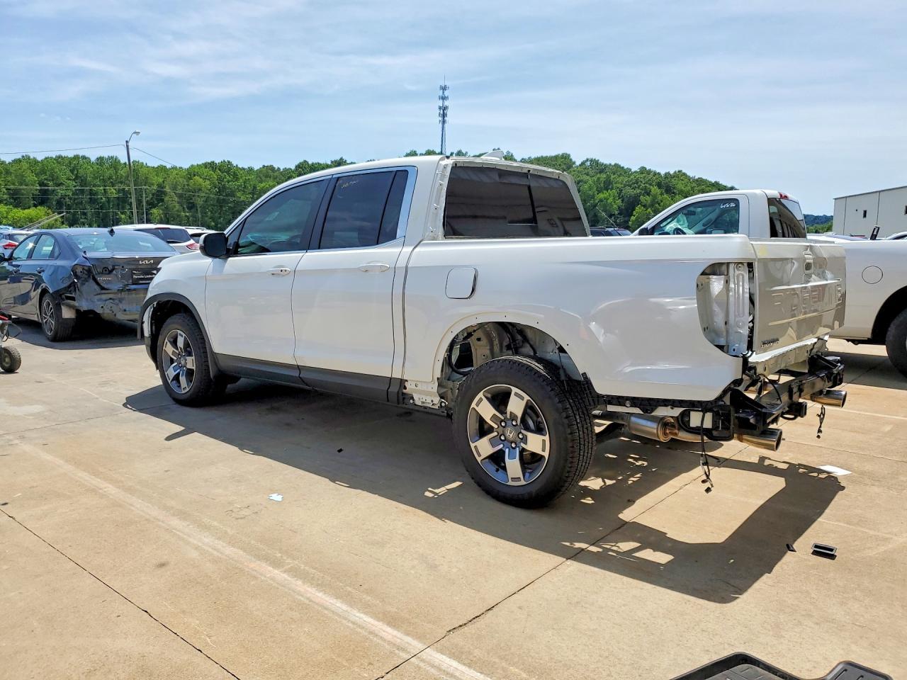 2025 Honda Ridgeline Rtl - Image 2