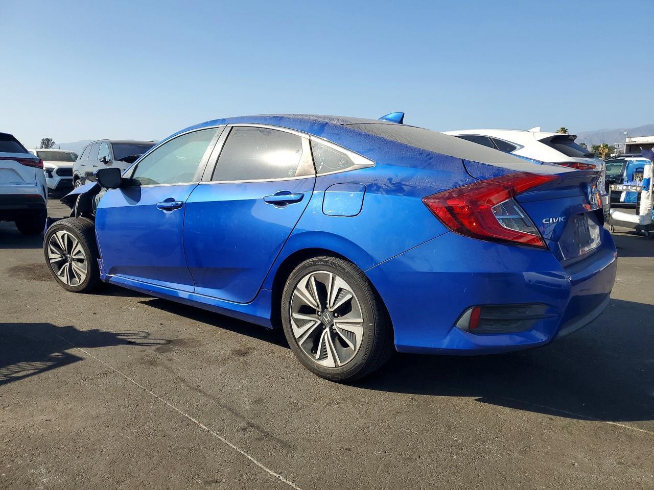 2017 Honda Civic Ex - Image 2
