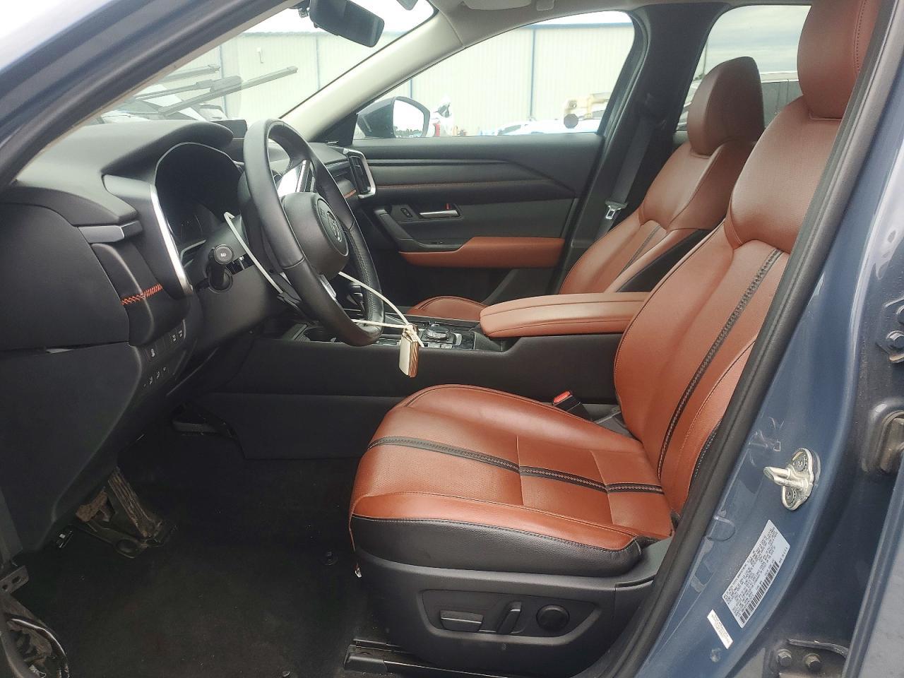 2023 Mazda Cx-50 Premium - Image 7