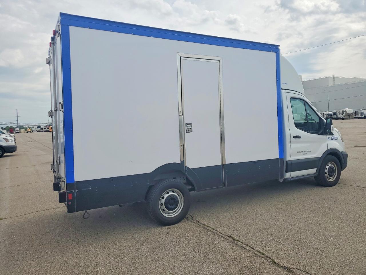 2023 Ford Transit T-350 - Image 3