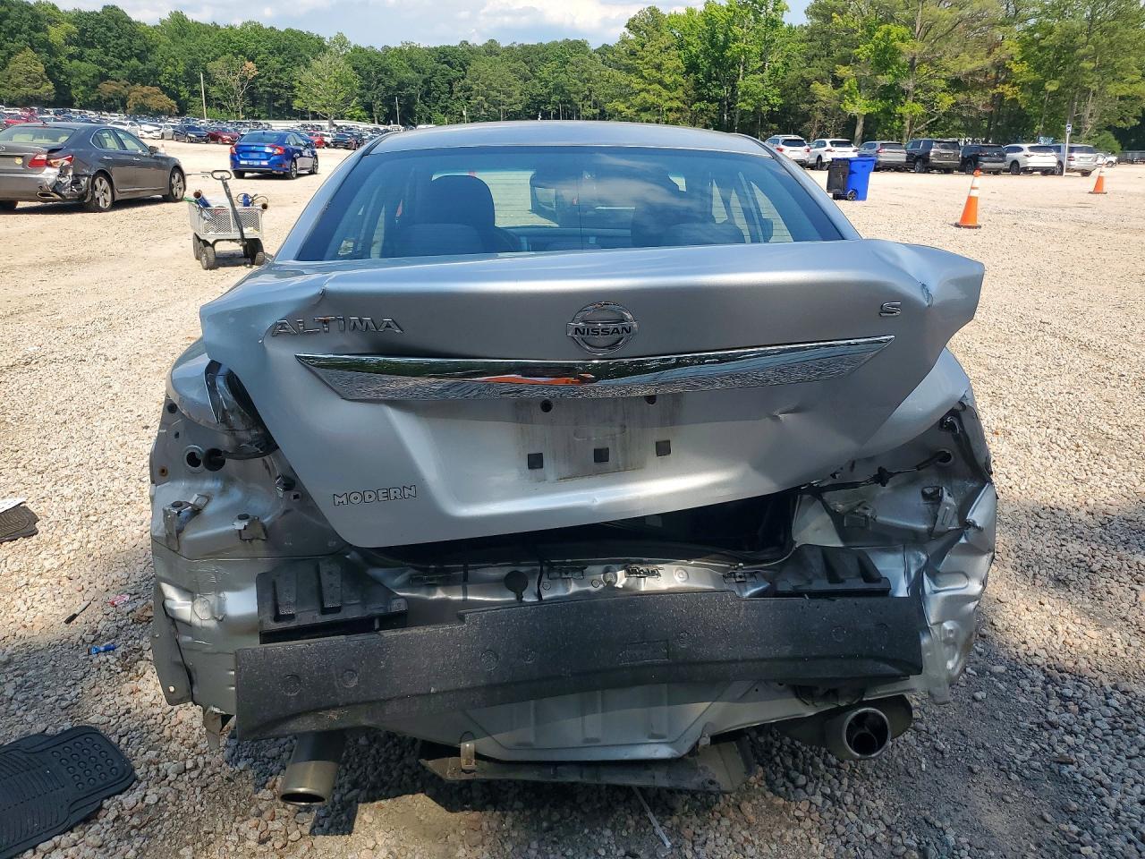 2015 Nissan Altima 2.5 S - Фото 6
