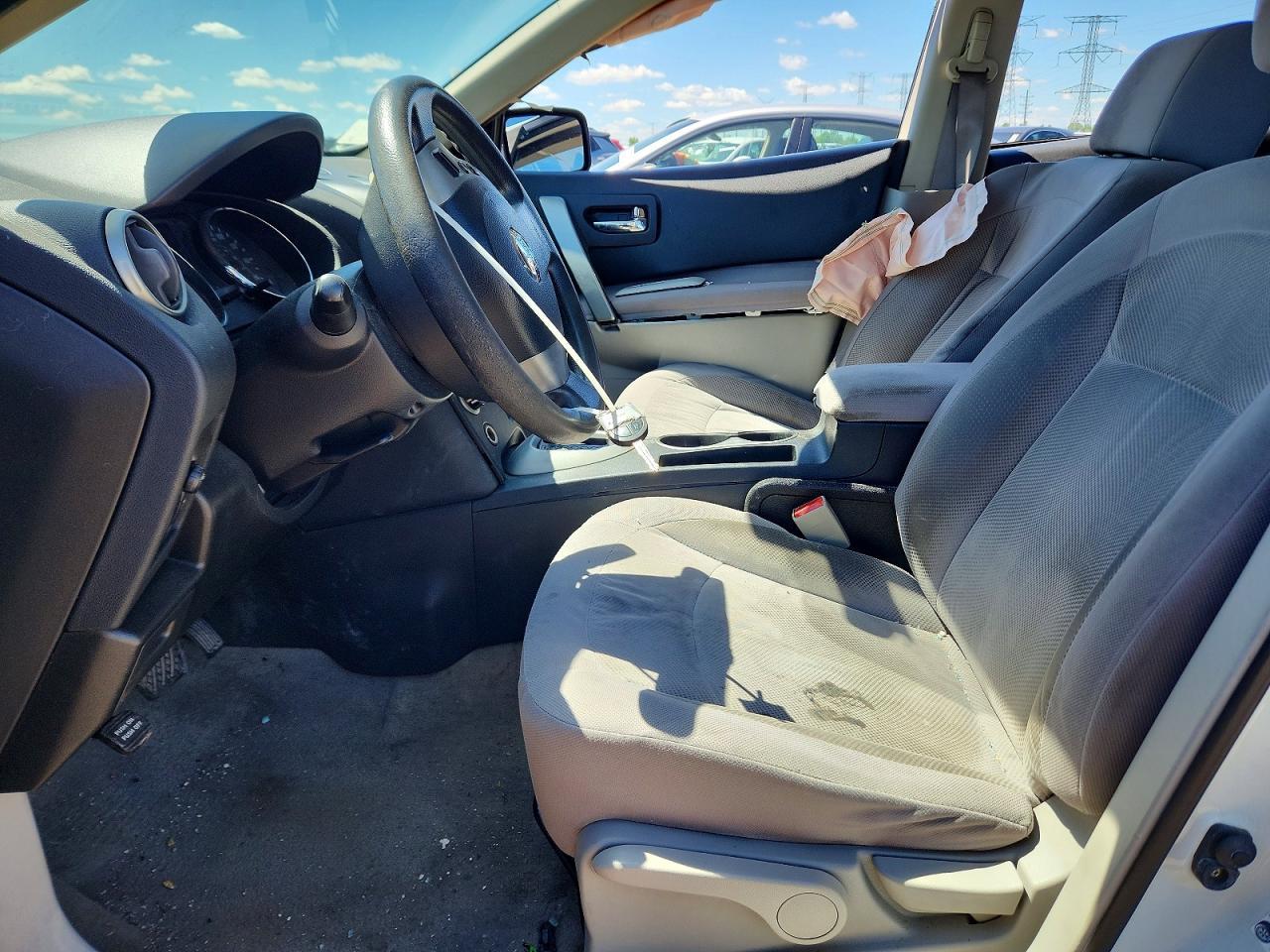 2011 Nissan Rogue S - Image 7