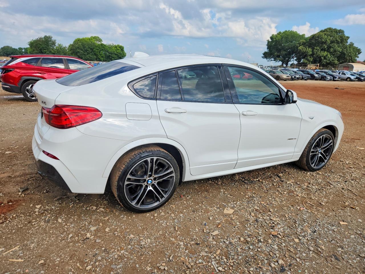 2017 BMW X4 xDrive28I - Image 3