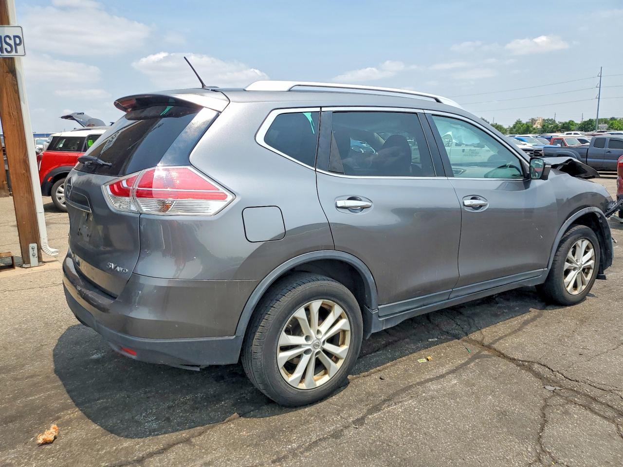 2015 Nissan Rogue Sv - Image 3