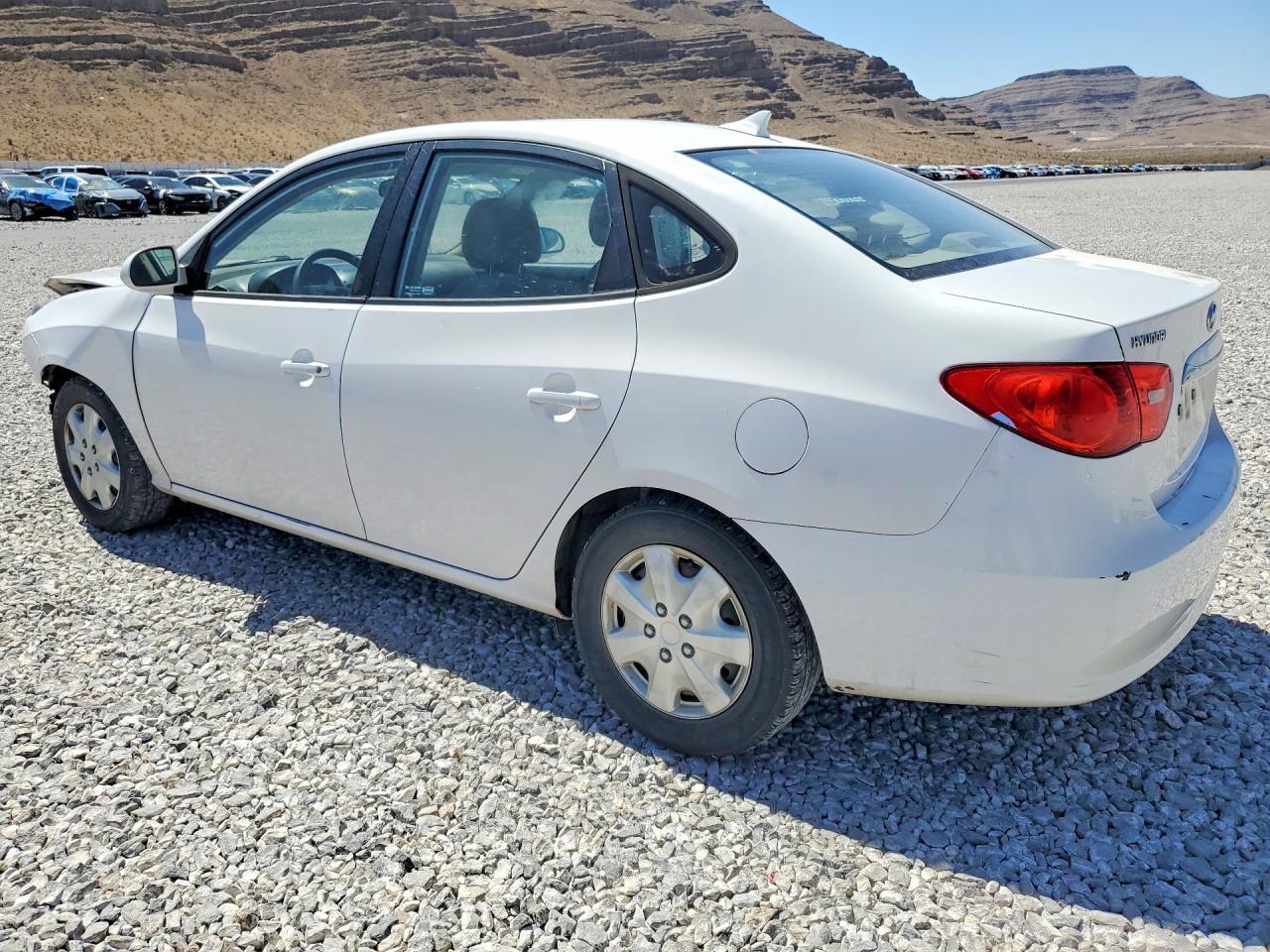 2010 Hyundai Elantra Gls - Image 2