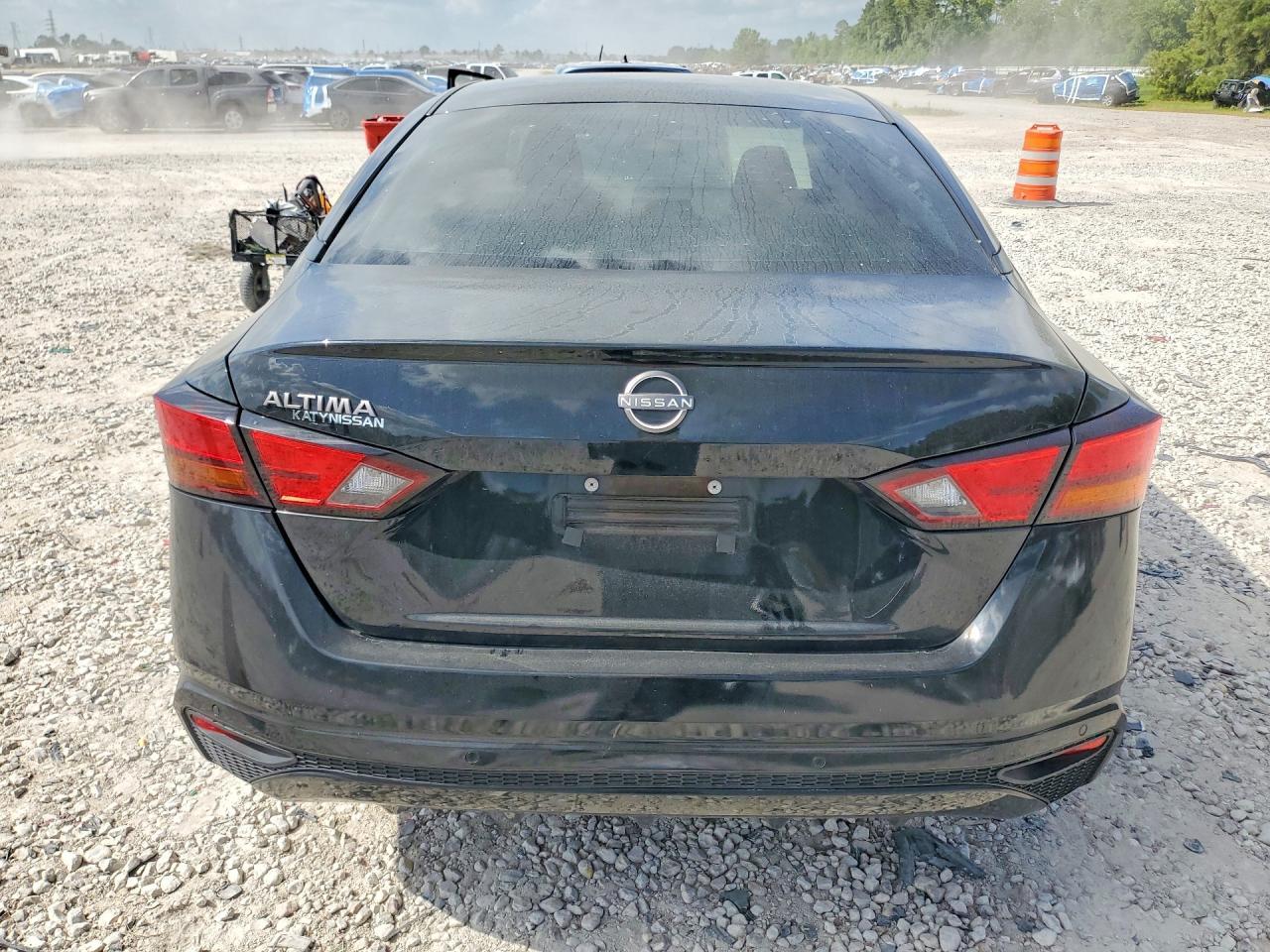2024 Nissan Altima S - Image 6