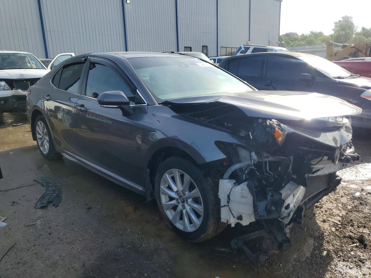 2019 Toyota Camry L - Фото 4