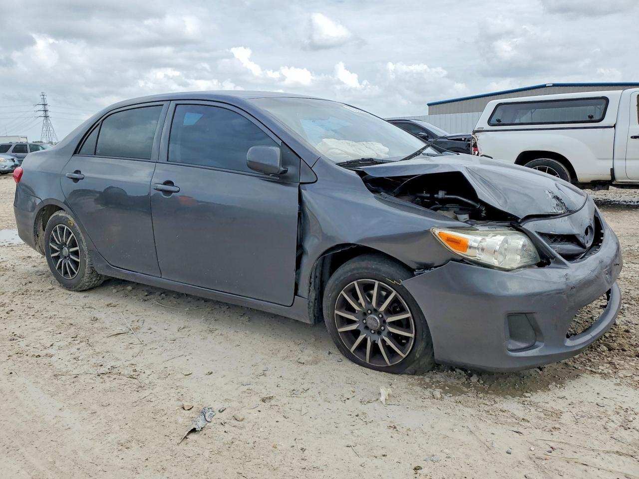 2012 Toyota Corolla L - Image 4