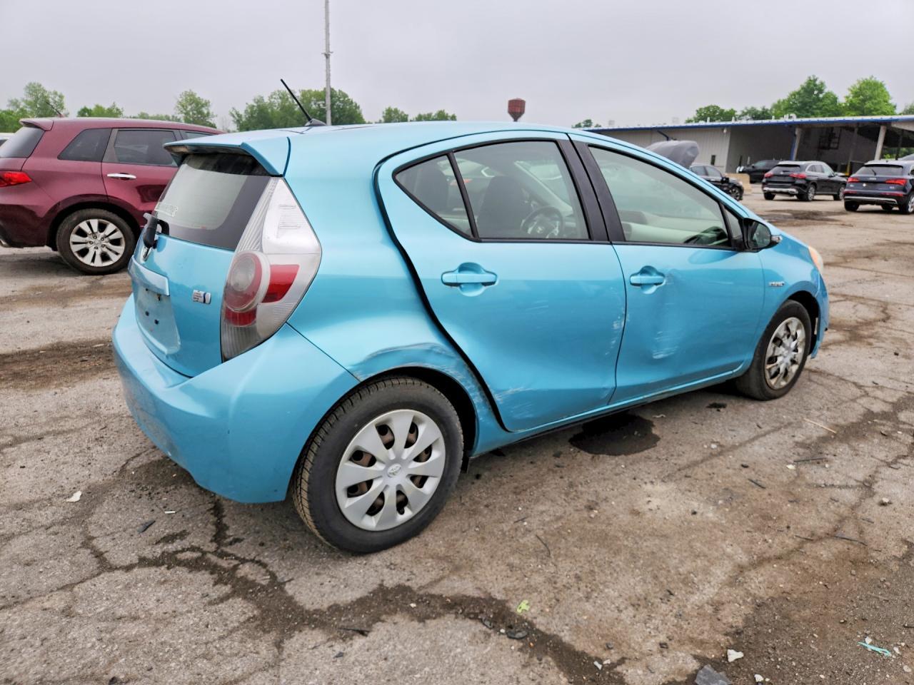 2012 Toyota Prius C Two - Фото 3
