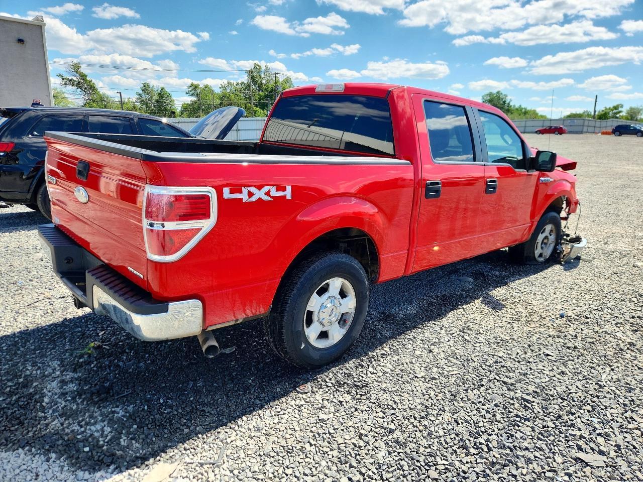2011 Ford F150 Supercrew - Image 3