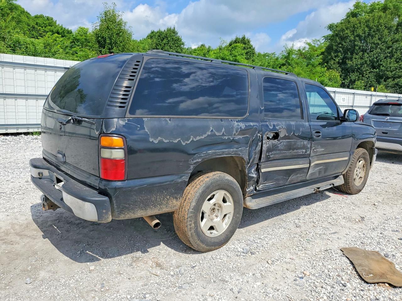 2005 Chevrolet Suburban K1500 - Фото 3