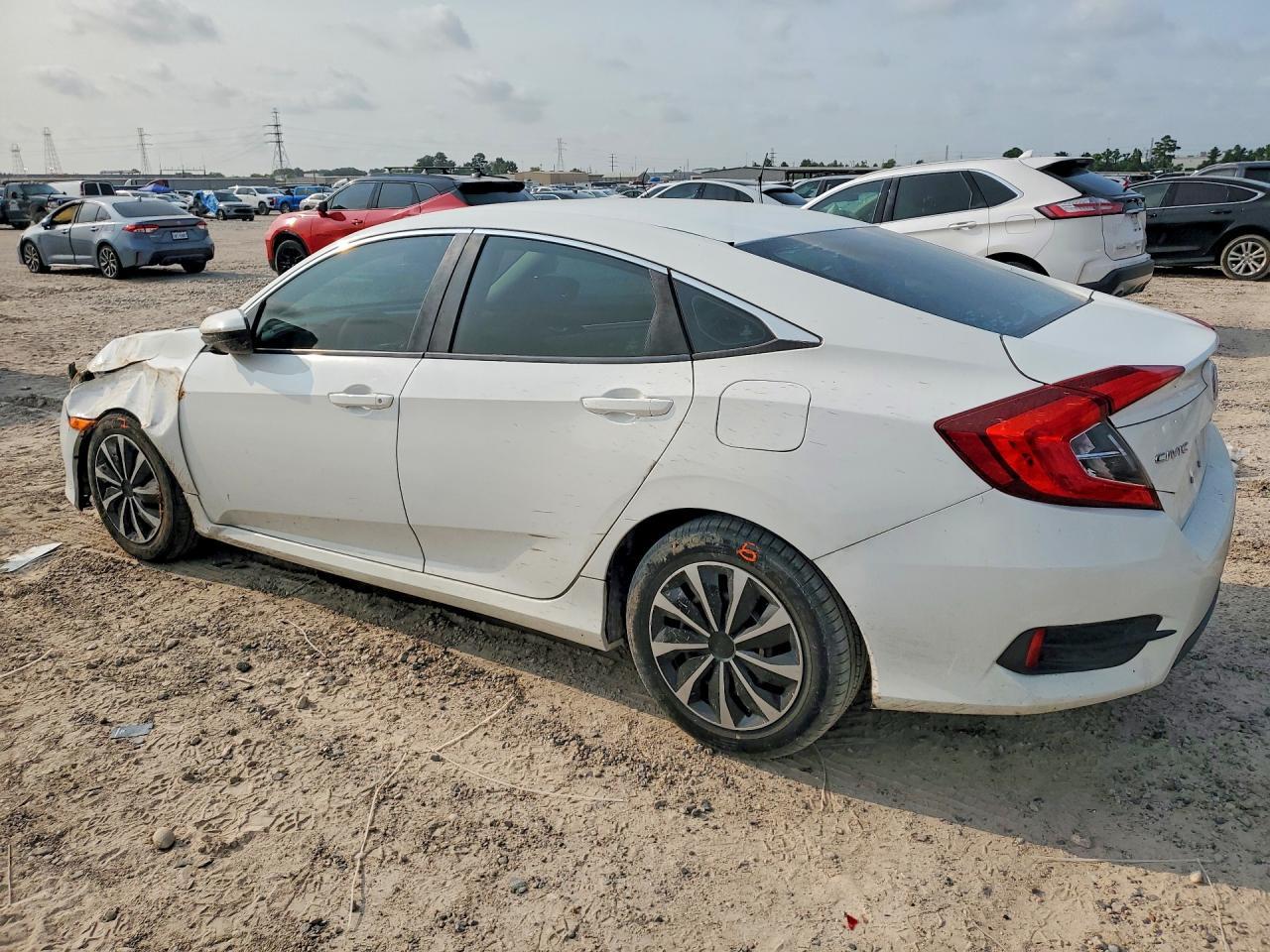 2018 Honda Civic Lx - Фото 2