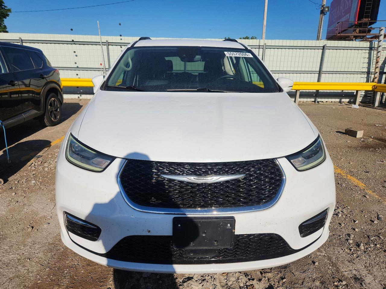 2022 Chrysler Pacifica Touring L - Image 5
