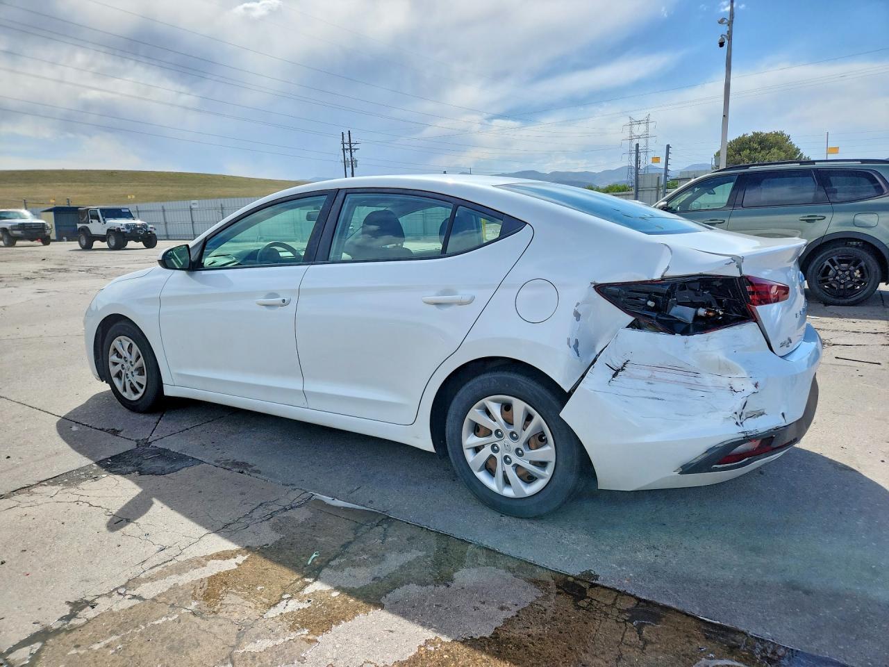 2019 Hyundai Elantra Se - Фото 2