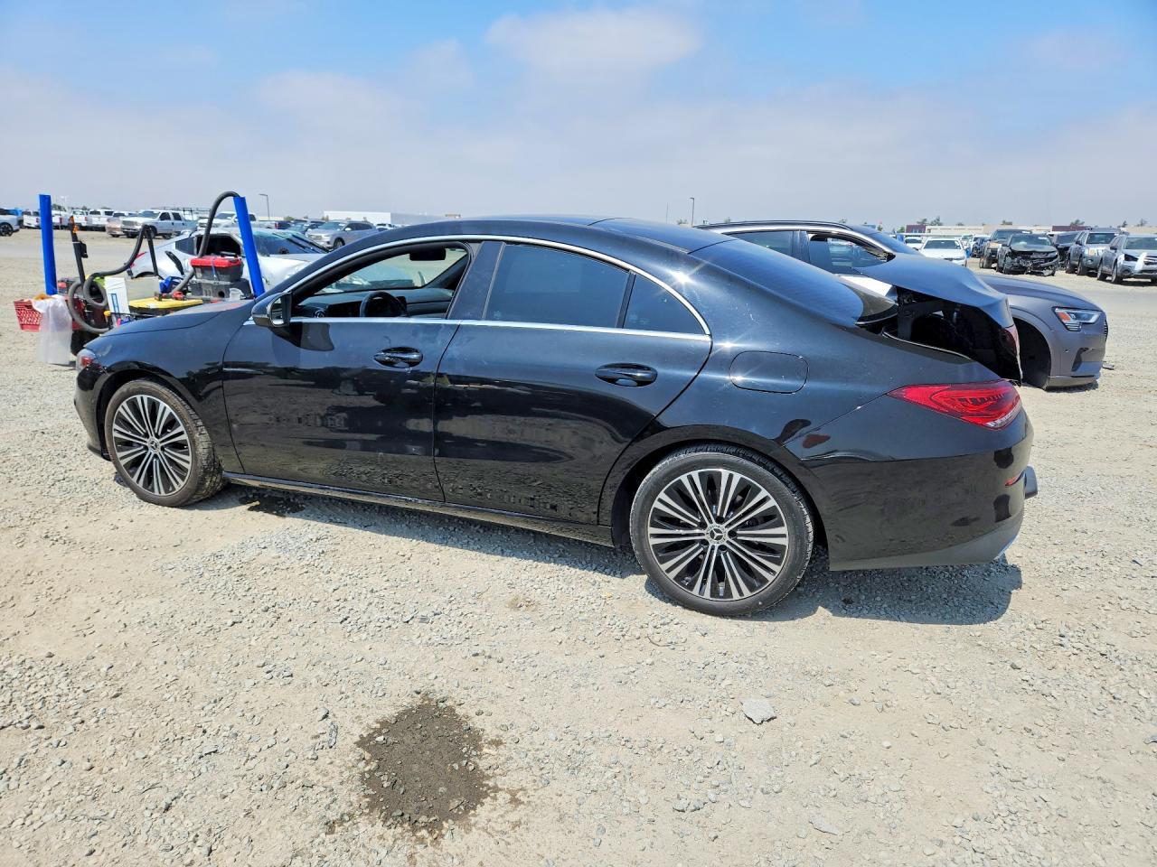 2021 Mercedes-Benz Cla 250 - Фото 2