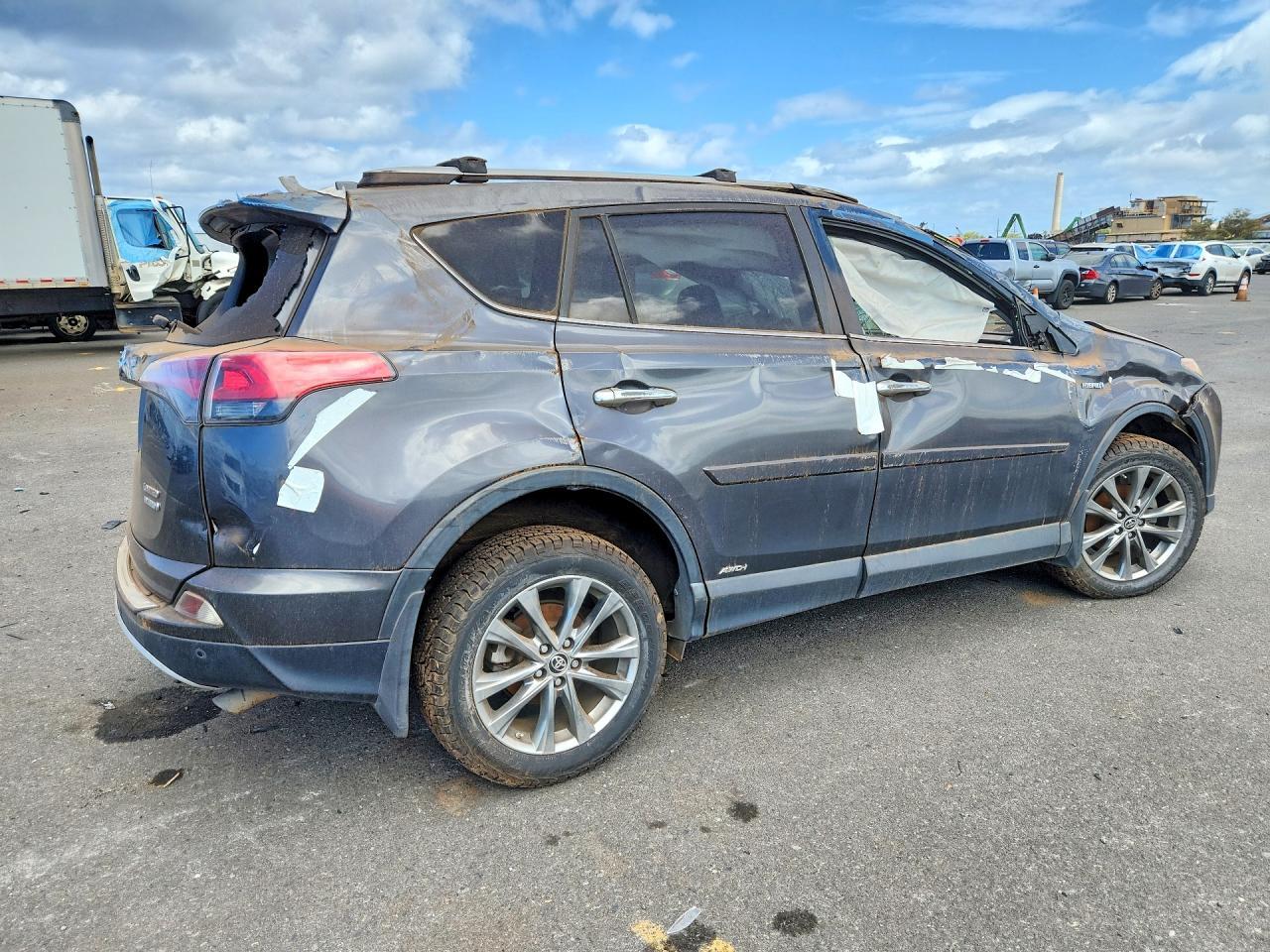 2017 Toyota Rav4 Hv Limited - Image 3