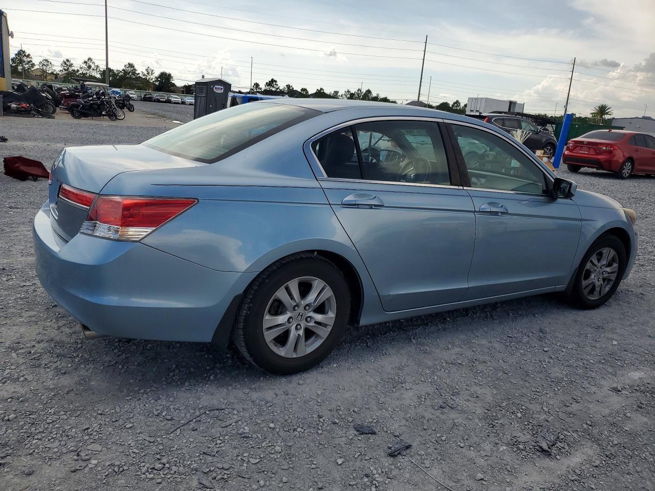 2011 Honda Accord Lxp - Фото 3