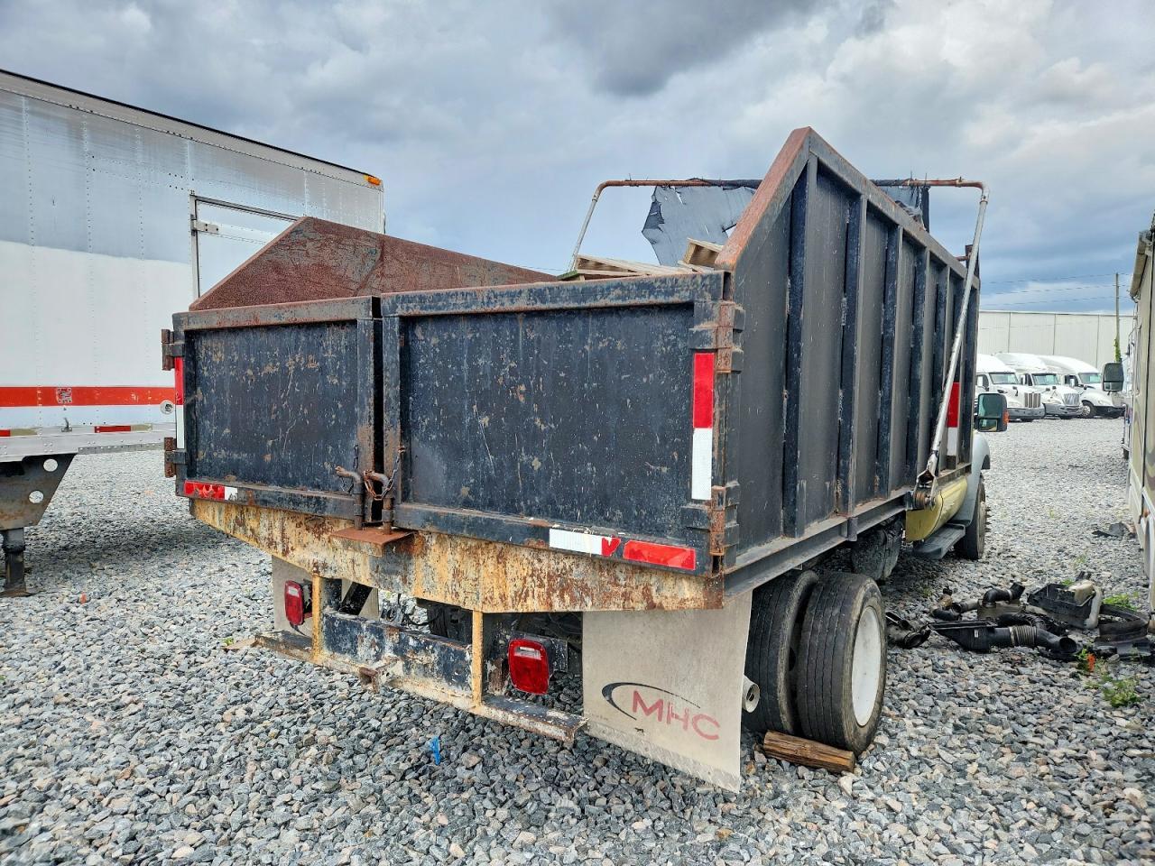 2011 Ford F550 Super Duty Dump Truck - Фото 4