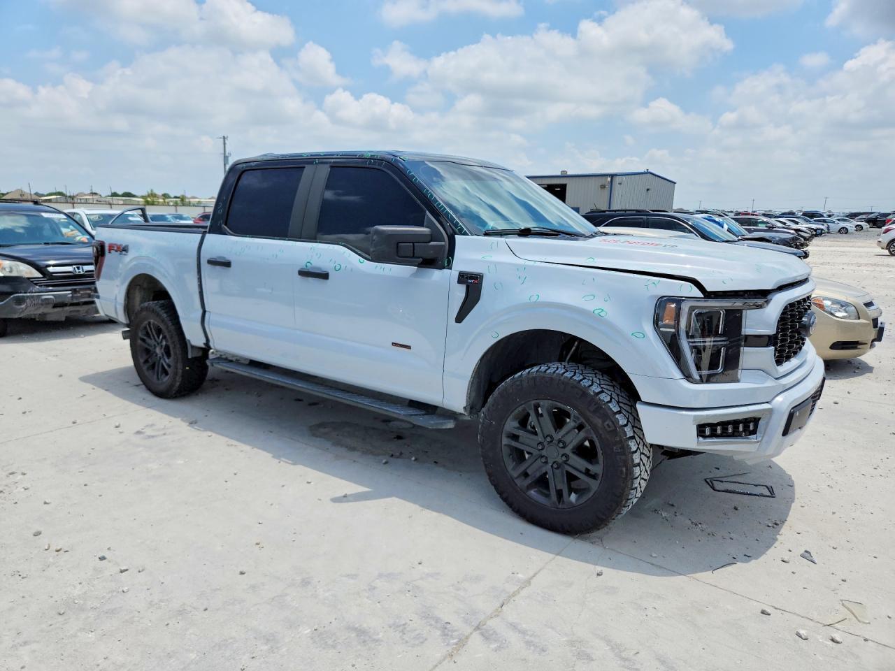 2021 Ford F150 Supercrew - Фото 4