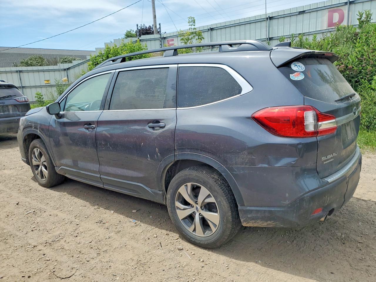 2021 Subaru Ascent Premium - Фото 2