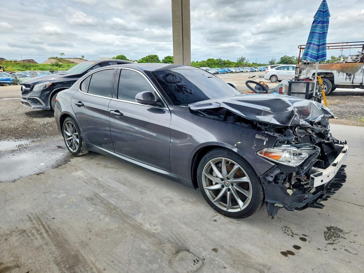 2019 Alfa Romeo Giulia - Image 4