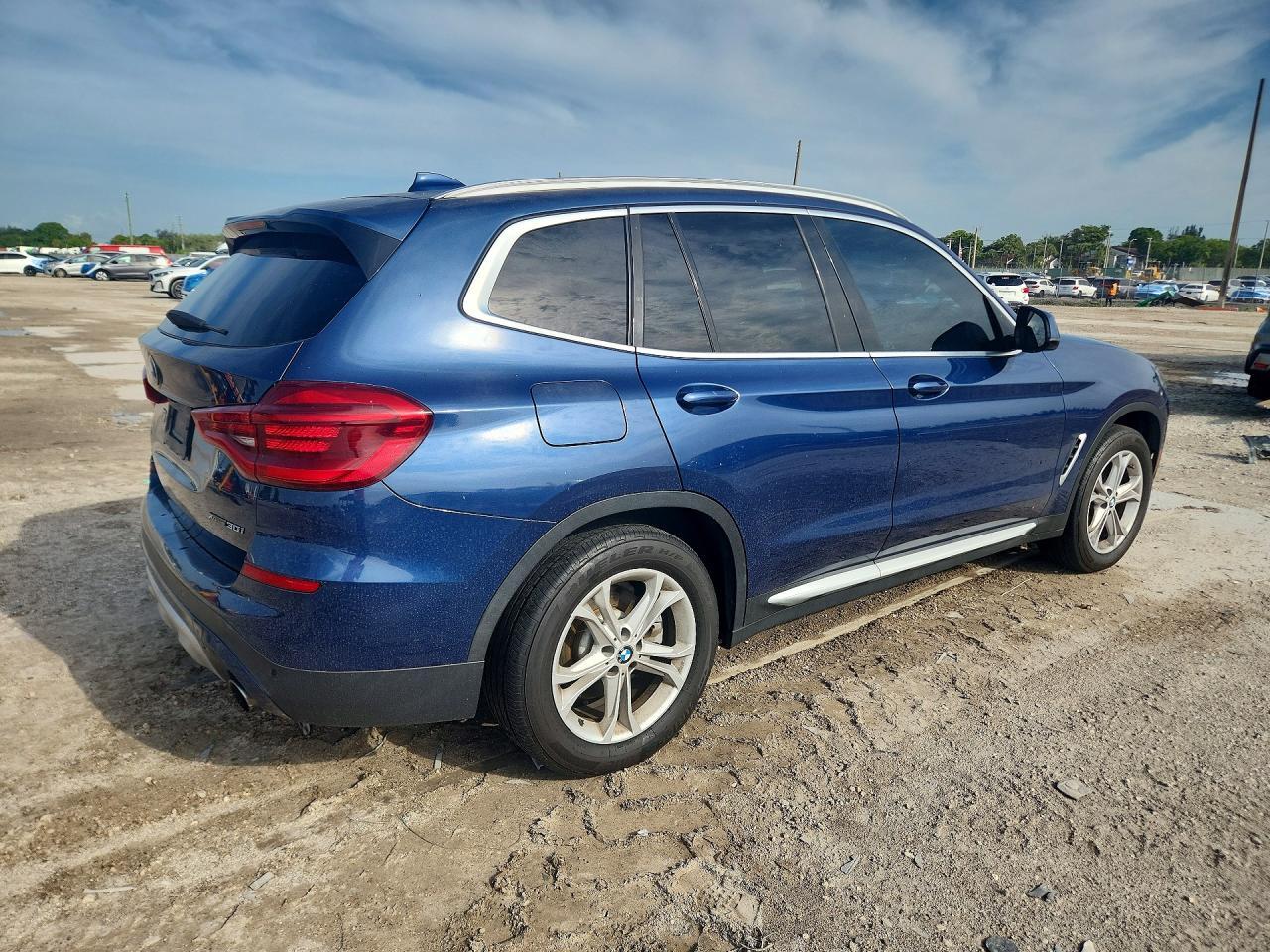 2019 BMW X3 xDrive30I - Image 3