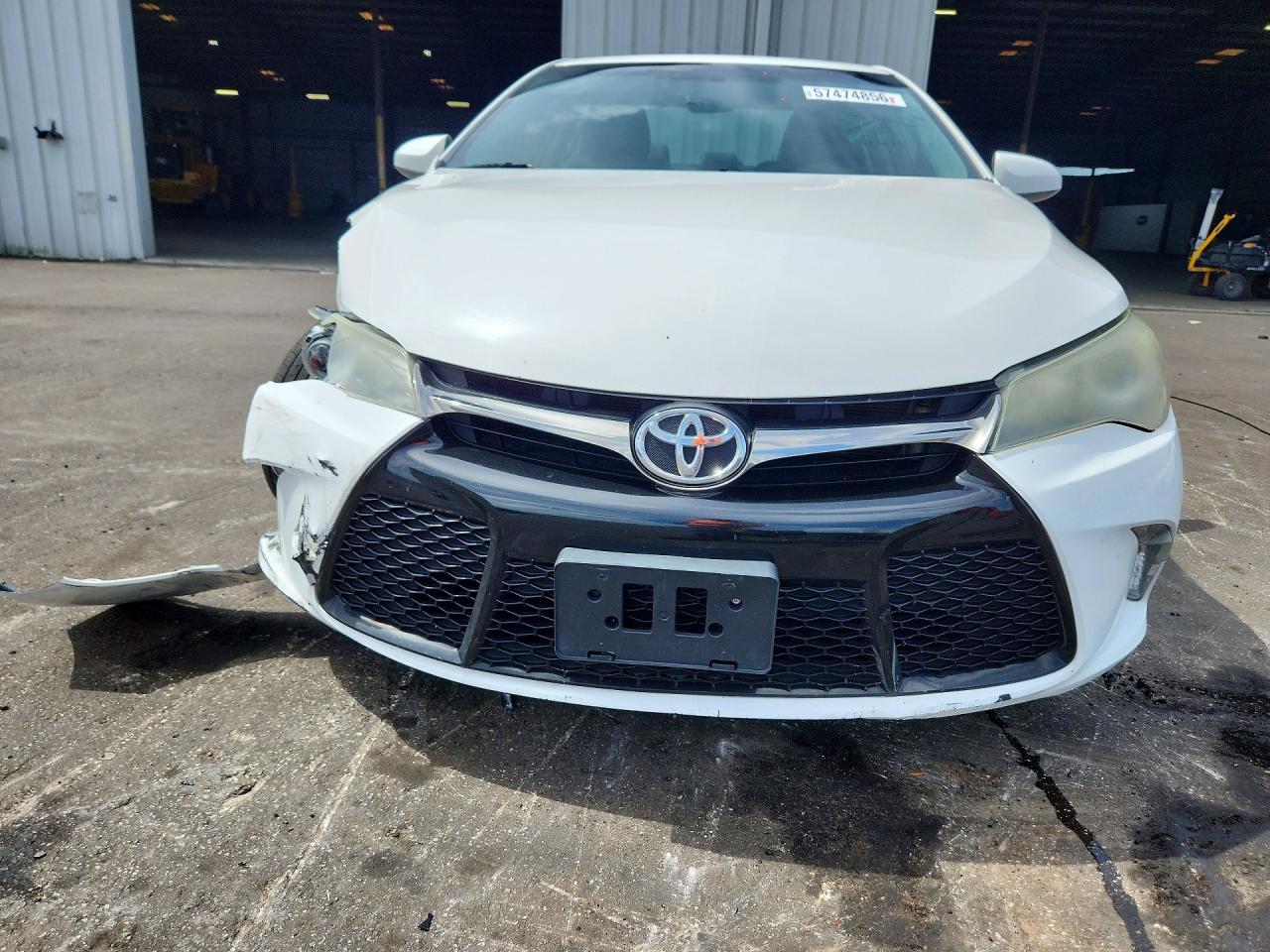 2015 Toyota Camry Se - Image 5