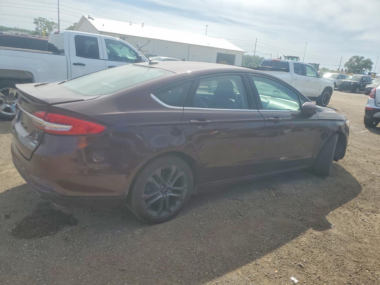 2018 Ford Fusion Se - Фото 3