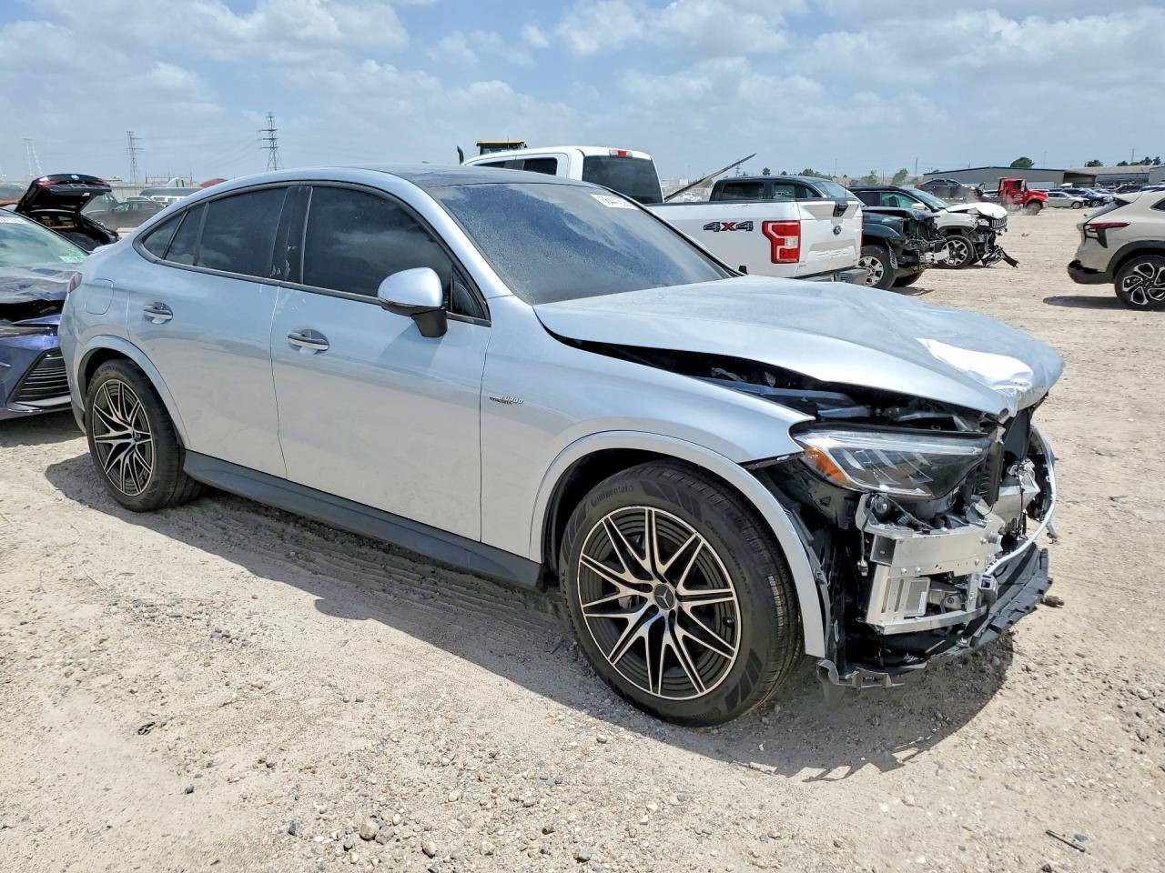 2025 Mercedes-Benz Glc Coupe 43 4Matic Amg - Image 4