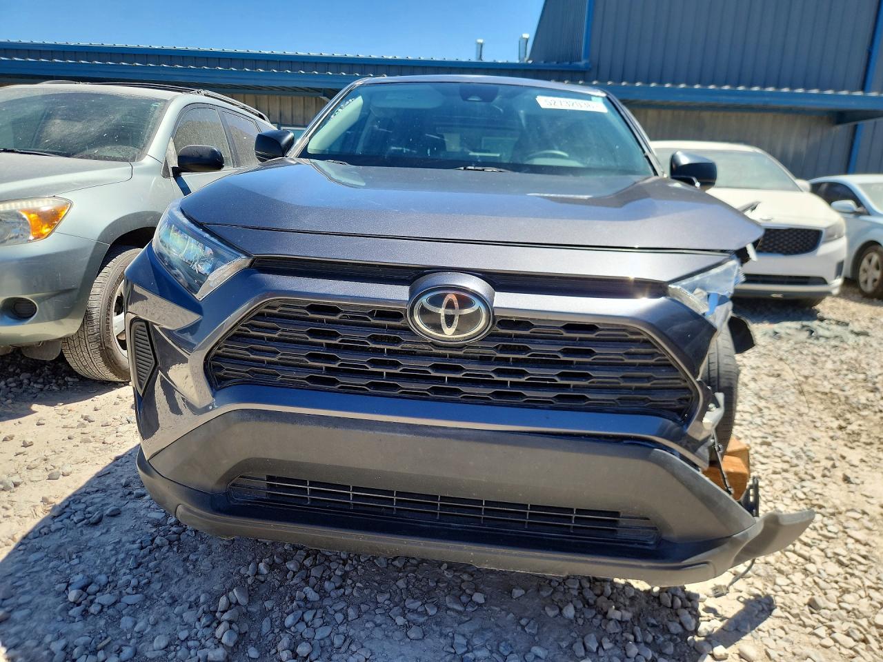 2022 Toyota Rav4 Le - Image 5