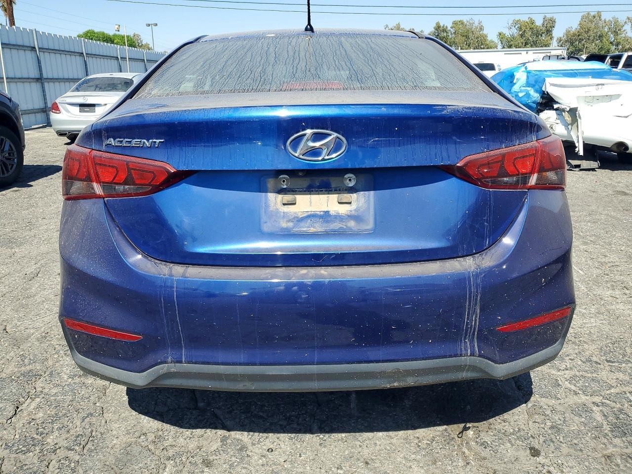 2018 Hyundai Accent Se - Фото 6