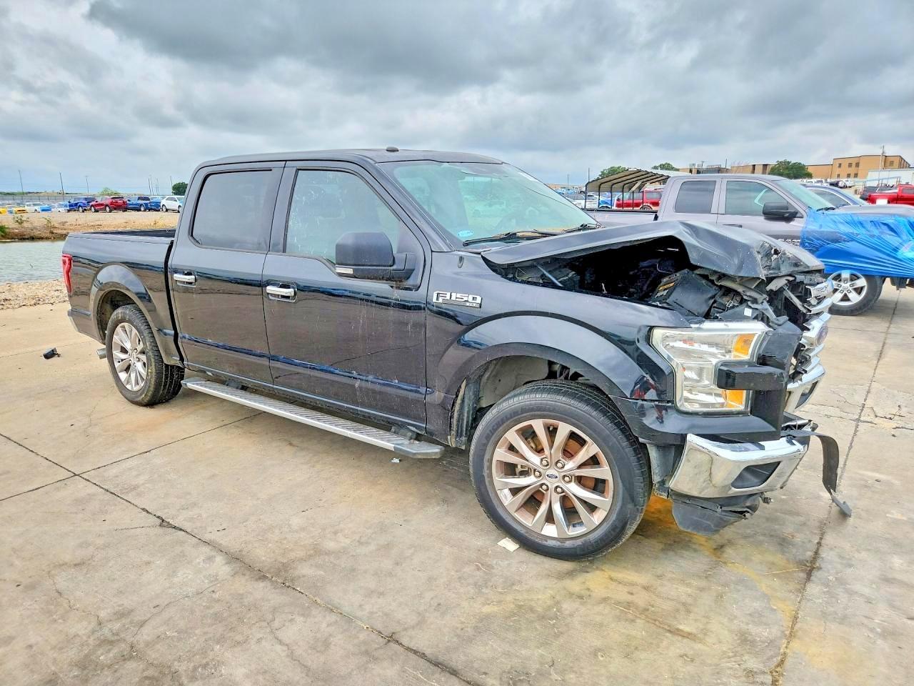 2016 Ford F150 Supercrew - Фото 4
