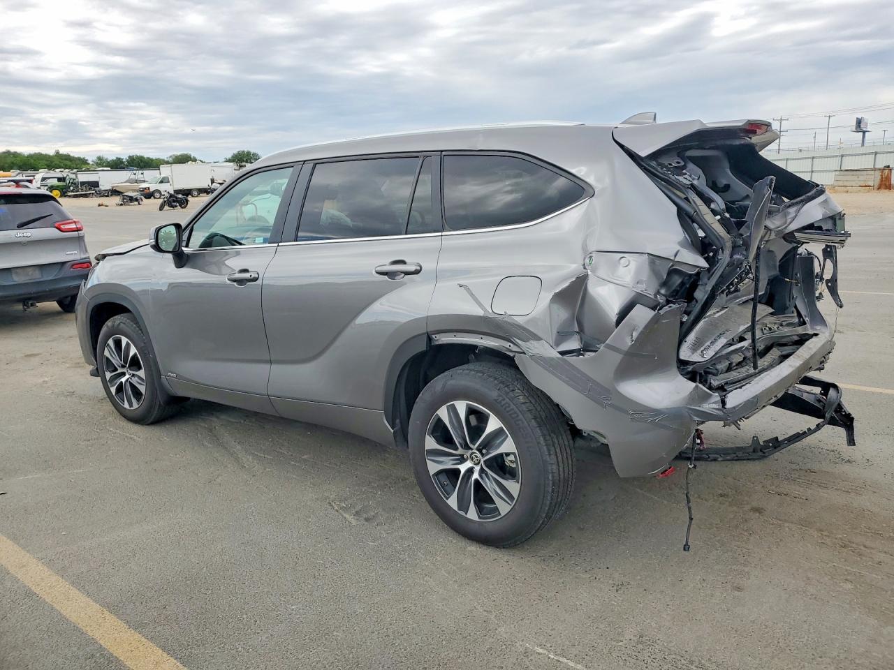 2025 Toyota Highlander Hybrid Xle - Фото 2