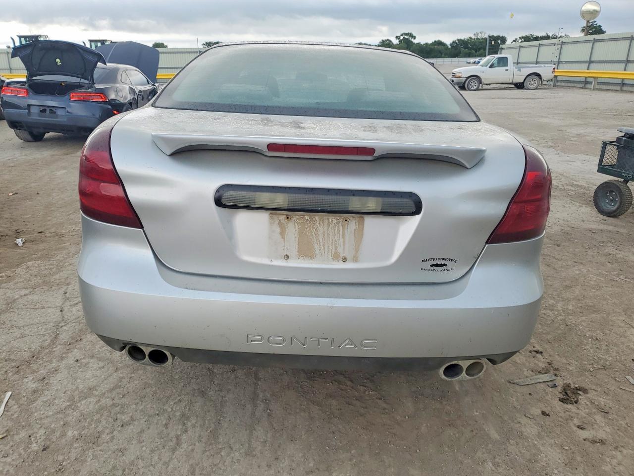 2004 Pontiac Grand Prix Gt2 - Фото 6